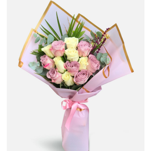  Antalya Çiçek Siparişi İthal Pembe-Beyaz 13 Adet Gülden Buket-zc483